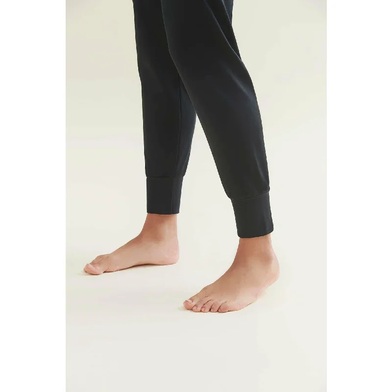 best-yoga-pants-opaque-caviar-black