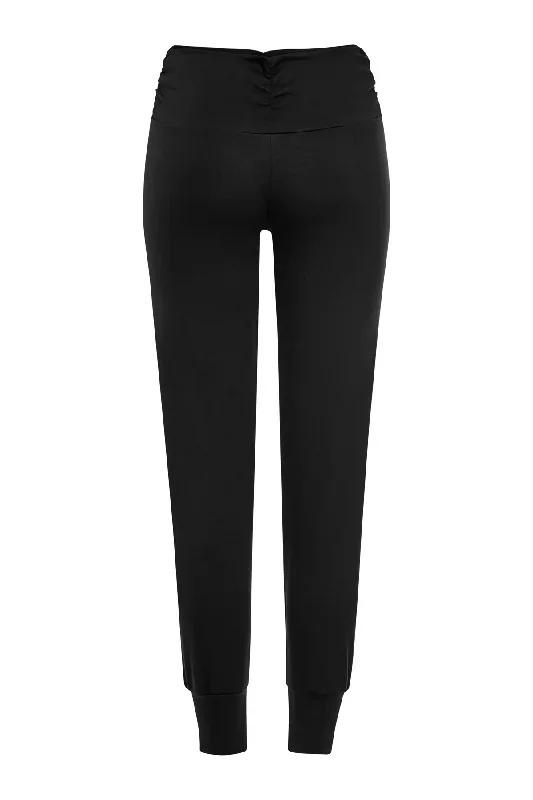 best-yoga-pants-opaque-caviar-black