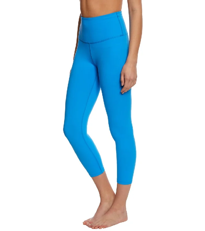 beyond-yoga-high-waisted-yoga-capris-8143807-tidal-blue