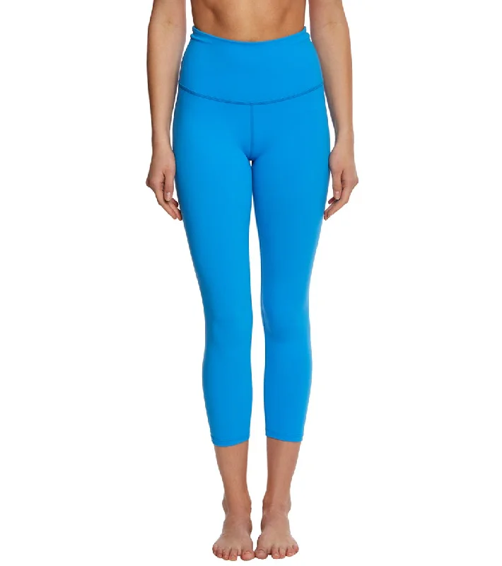 beyond-yoga-high-waisted-yoga-capris-8143807-tidal-blue