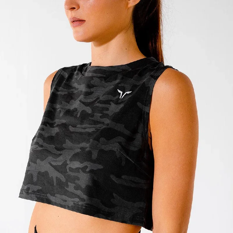 limitless-crop-top-camo