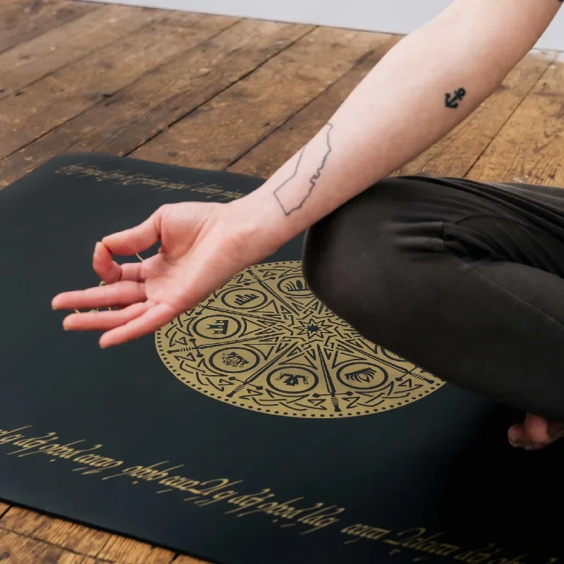 rings-of-power-glin-yoga-mat