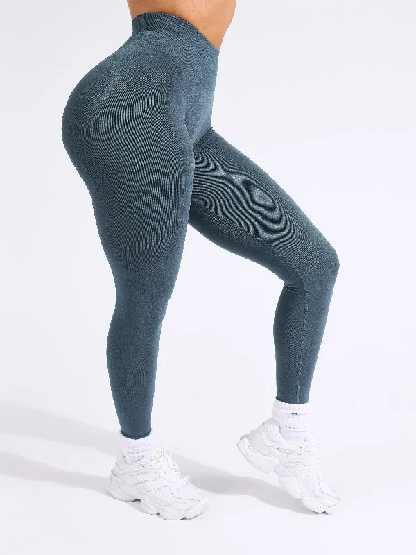 shape-seamless-legging-enchanted-teal