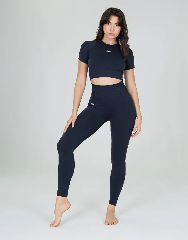 stax-premium-seamless-v6-cropped-tee-vesper-navy